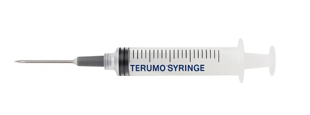 5ml-22g-x-1-1-2-terumo-luer-lock-syringe-with-needle-ss-05l2238